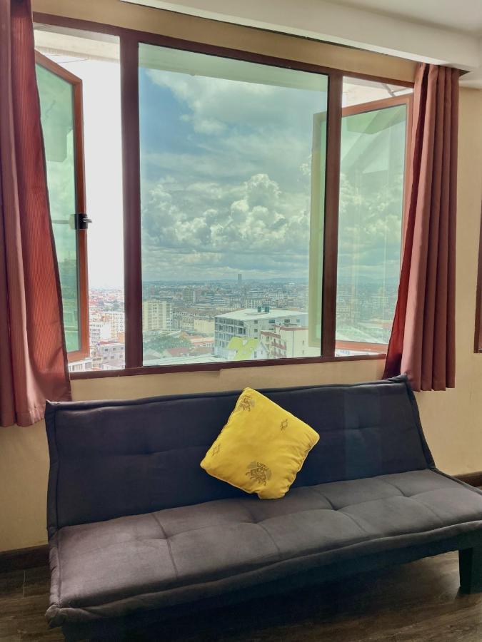 Hotel Le Pousse Pousse Antananarivo Exterior photo